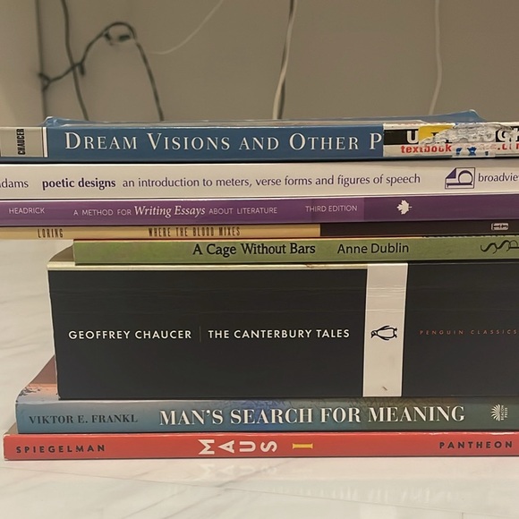 Book Bundle - Picture 1 of 9